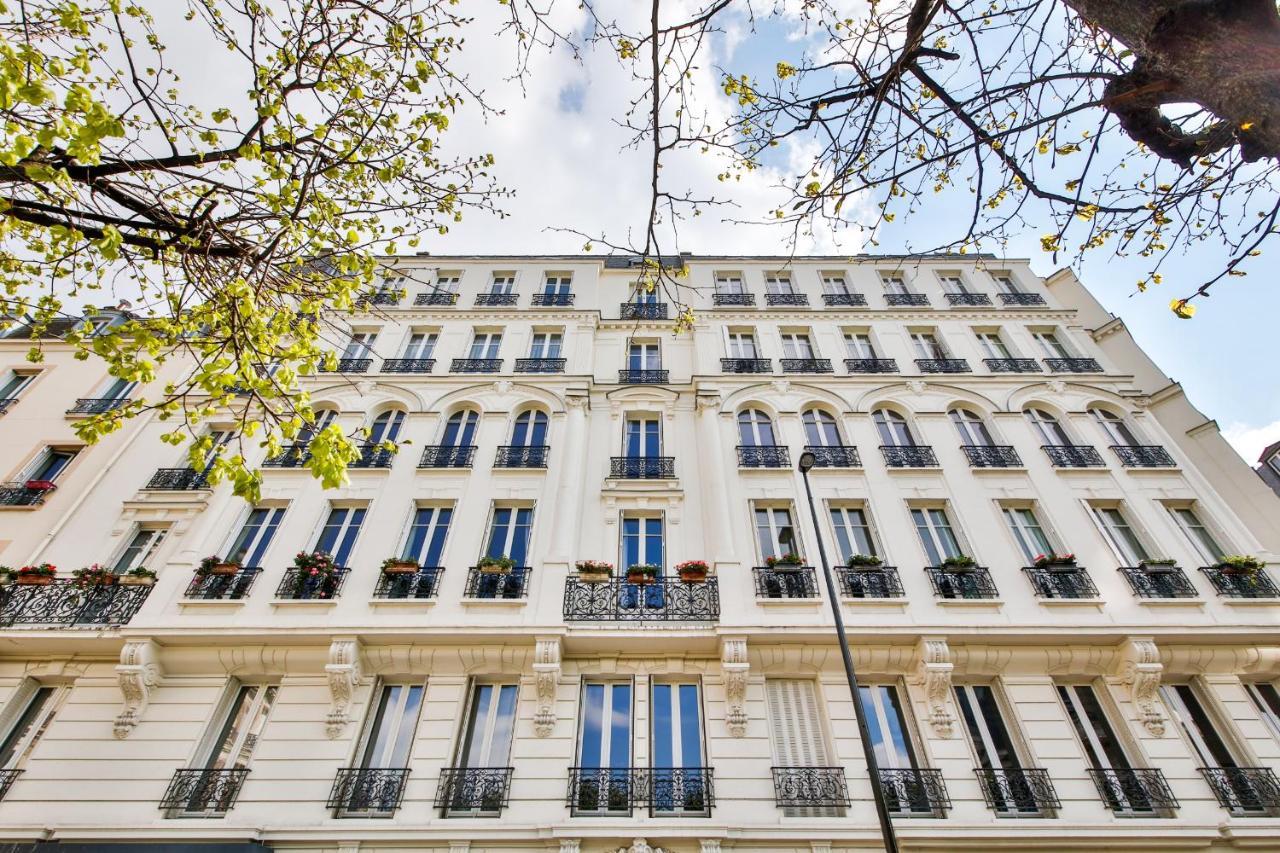 Place De La Mairie Levallois-Perret Exterior foto